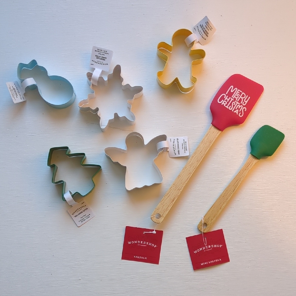 Wondershop Christmas Cookie Cutters and Spatulas Set - Red, Green, Yellow